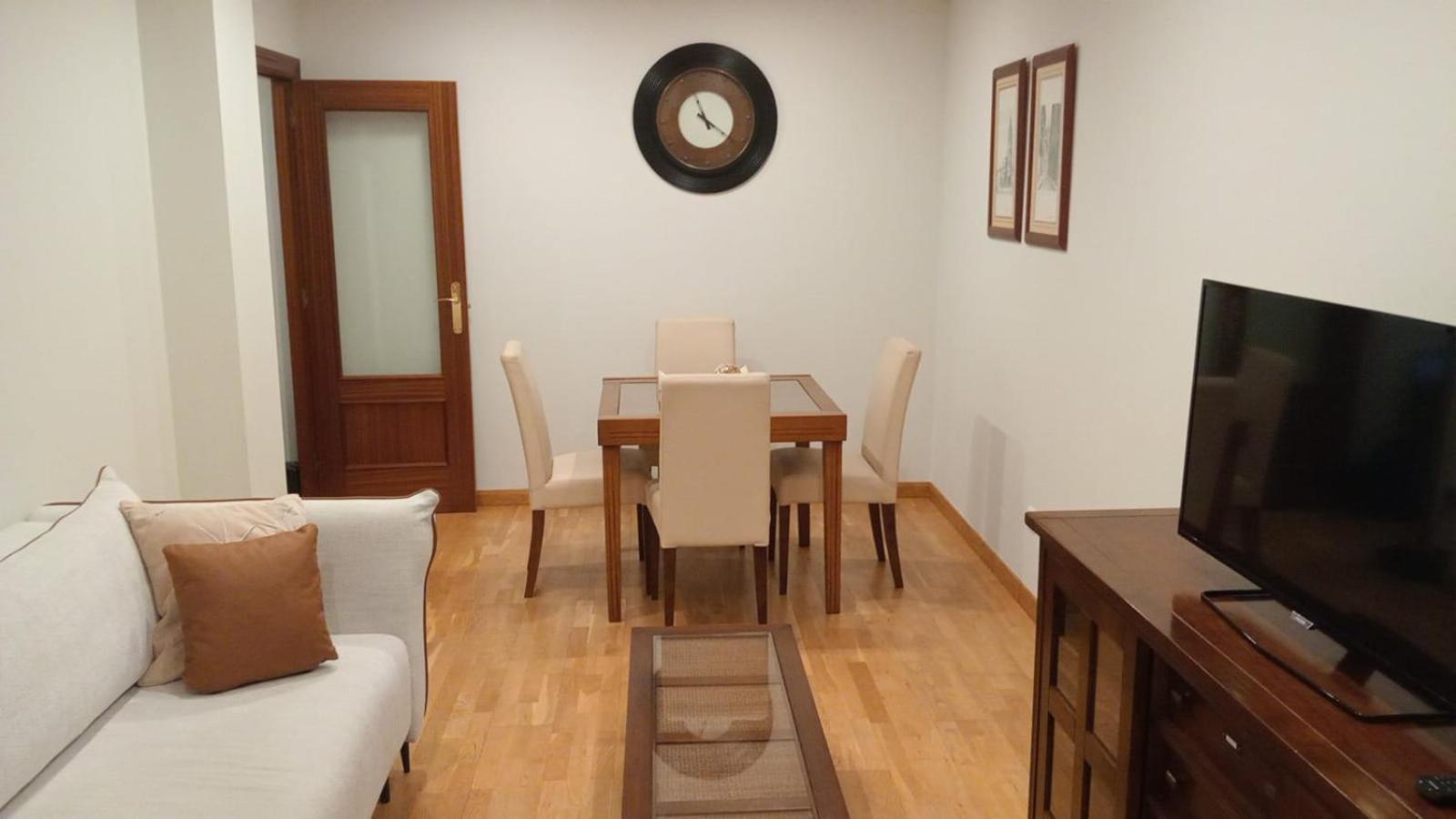 Avello Oviedo Con Parking Apartment Ngoại thất bức ảnh