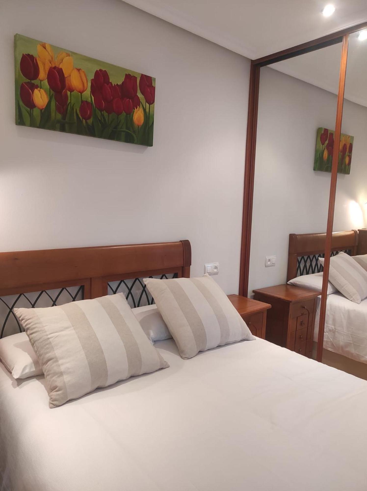 Avello Oviedo Con Parking Apartment Ngoại thất bức ảnh