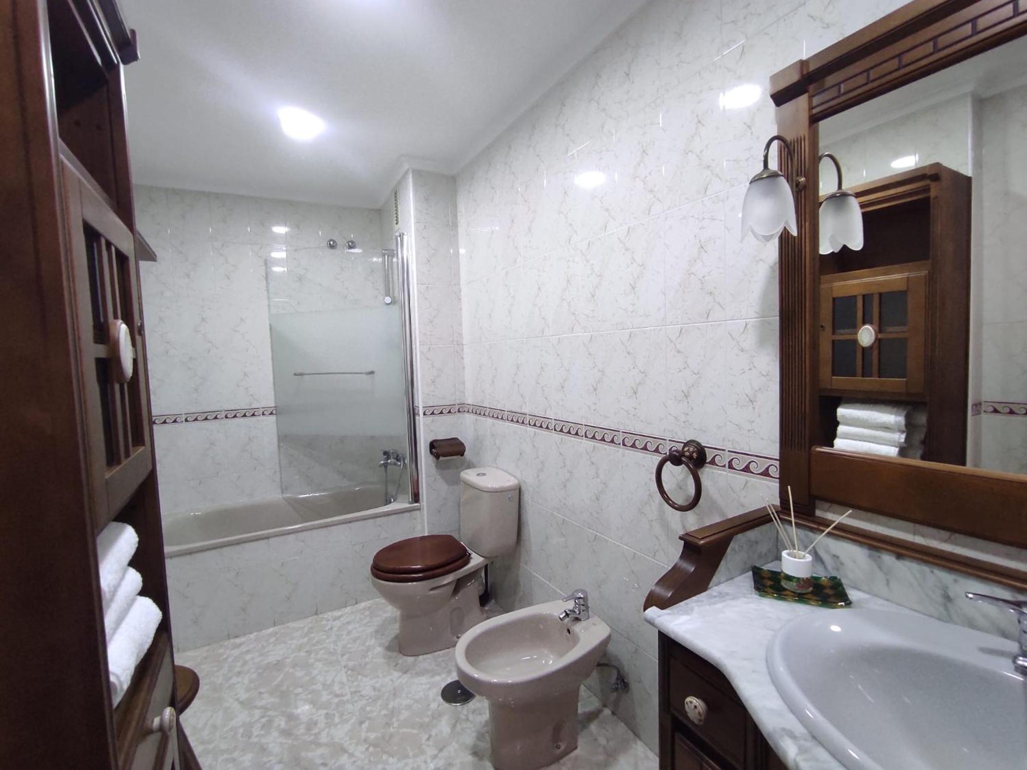 Avello Oviedo Con Parking Apartment Ngoại thất bức ảnh